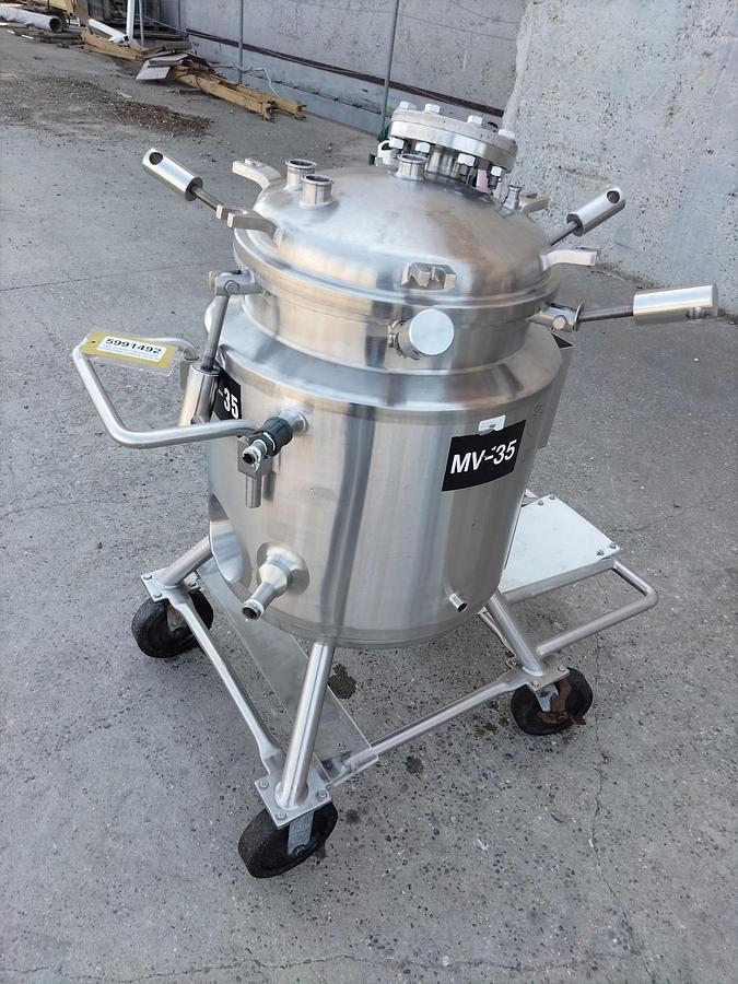 Used Tank, 26 Gallon (100 Liter), 316L Stainless Steel, Jacketed, 45 PSI, FV, #5991492
