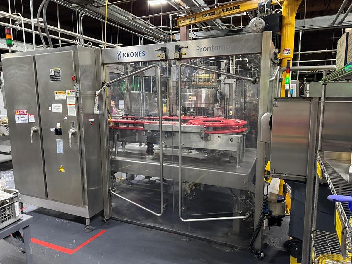 Used Bottling Line, 400 BPM, US Bottlers Filler, Krones Labelers, Fuji Intersleeve, Kisters Packer, #5991610