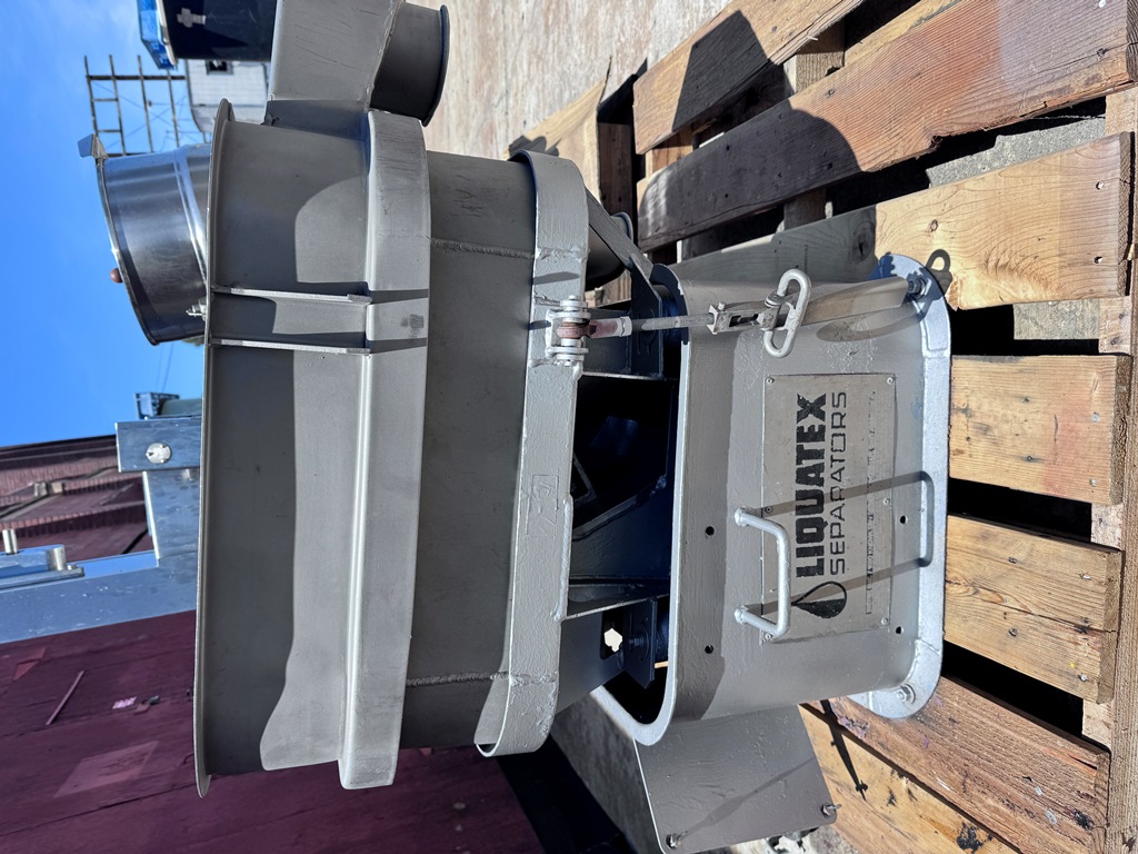 Used Screen, Vibratory, 24" Square, Single Deck, Dewatering, Stainless Steel, #5991821