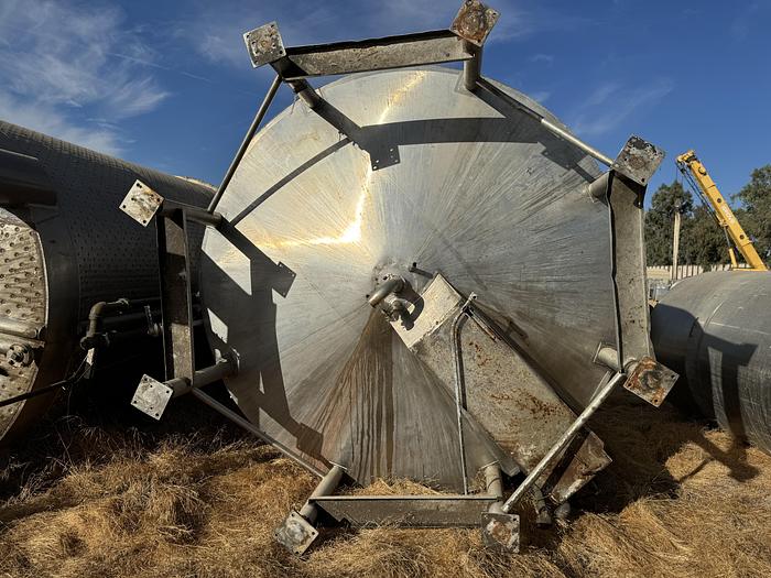 Used Tank, 6,000 Gallon, 316 Stainless Steel, Jacket, Double Agitation, #5991012