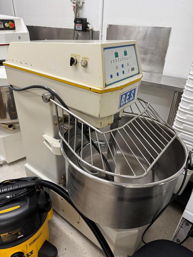 Used Mixer, Dough, Spiral, 120 Pound, B.E.S. SM-80D, 7.5 HP, #5991554