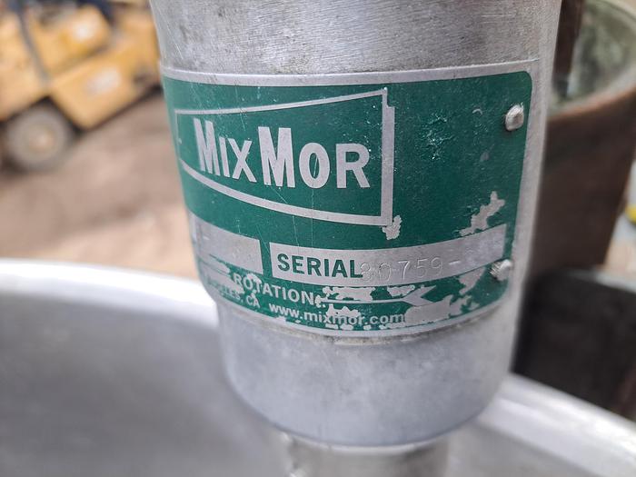 Used Tank, 625-Gallon, Stainless Steel, Agitated, MIX-MOR Mixer #5991289