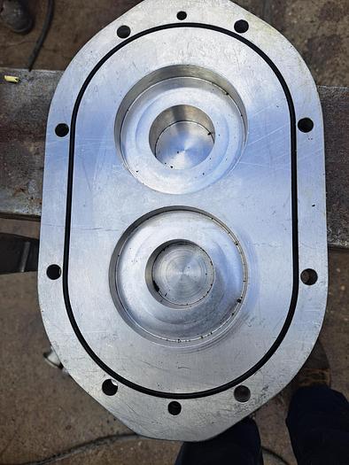 Used Pump, Positive, Waukesha, Mdl 060U1, 316 Stainless Steel, 3 HP #S745384