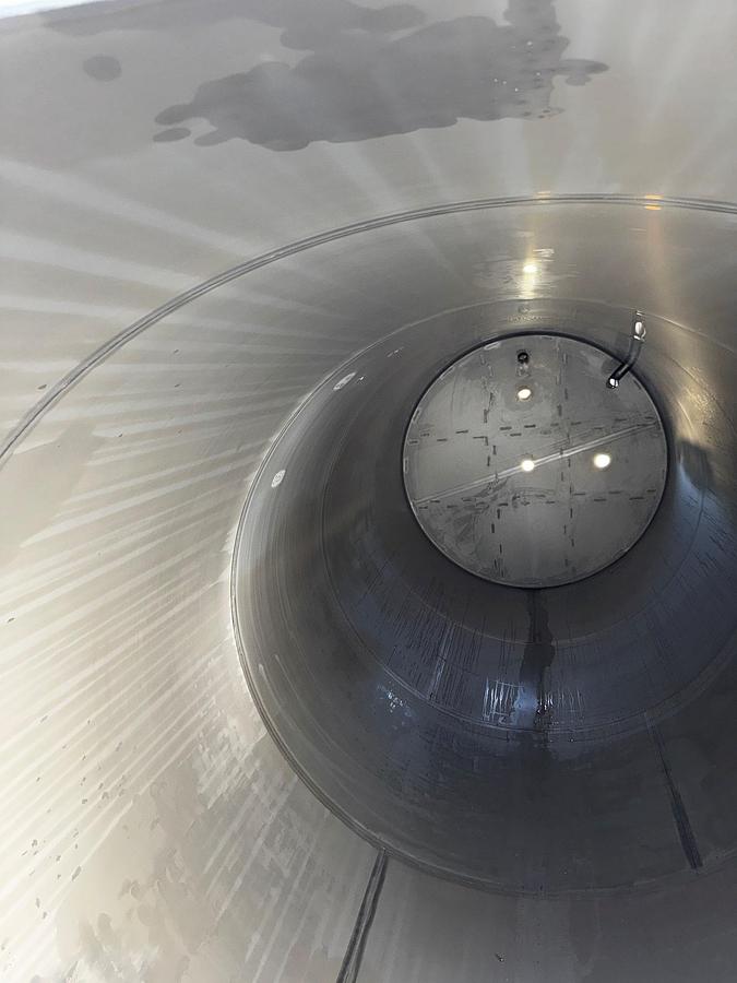 Used Tank, 6,870 Gallon (26,000 Liter), 7' Diameter, Stainless Steel, Vertical #5991376