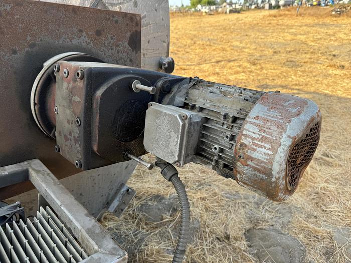 Used Tank, 1,700 Gallon, 316 Stainless Steel, Agitated, Dish Bottom, #5991036