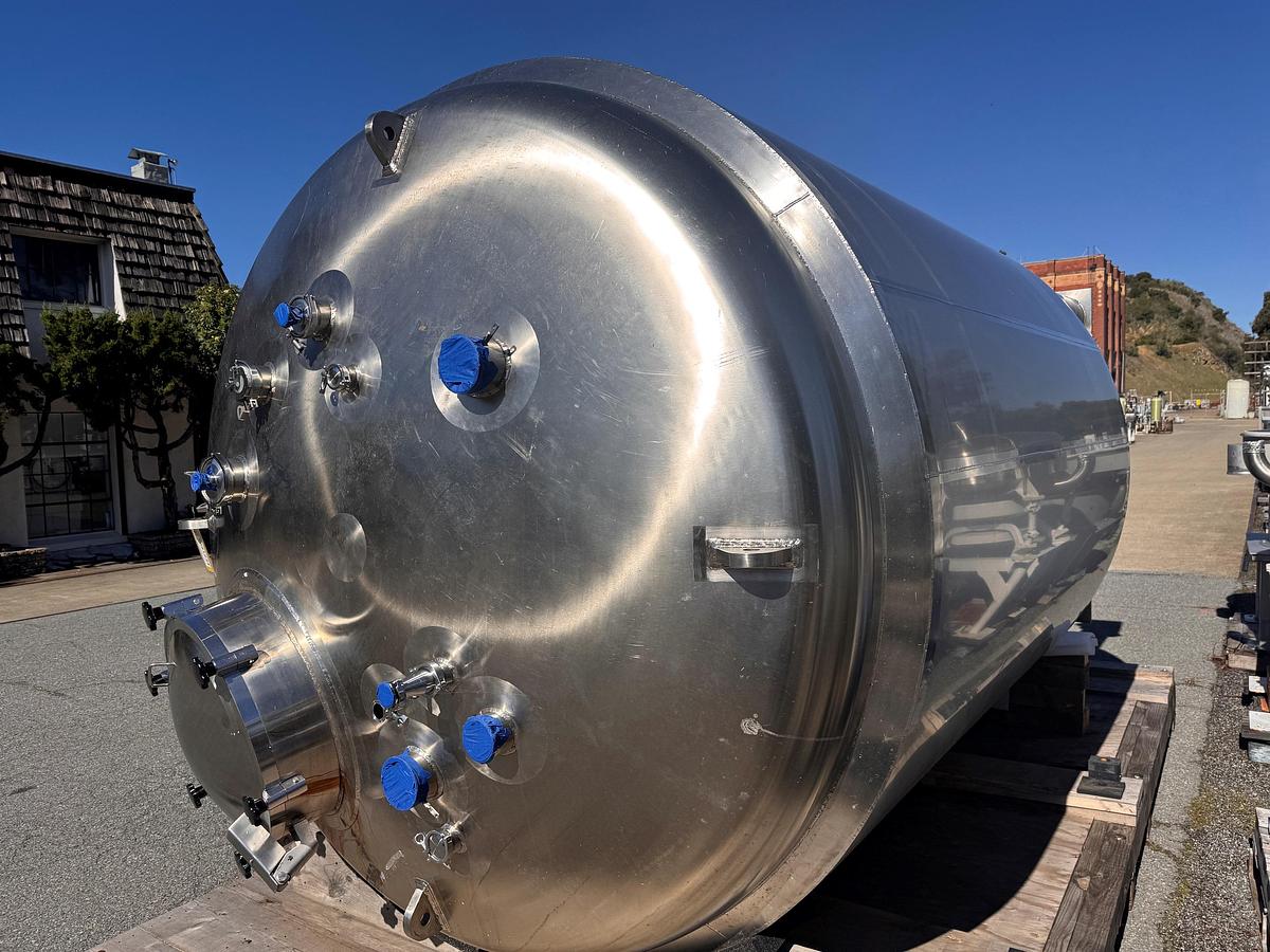 Used Tank, 2,642 Gallon (10,000 Liter), Stainless Steel, Full Vac, 45 PSI, Insulated #5991438