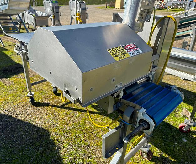 Used Slicer, Tip and Tail Cutter, Topper, F.I.R.M. Inc., 16" Wide Belt, 12" Blade - #5355506