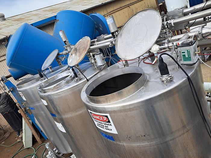 Used CIP, 3-Tank CIP Skid, 370 Gallon, 304 S/st, PIA, Heat Exchanger #S745252