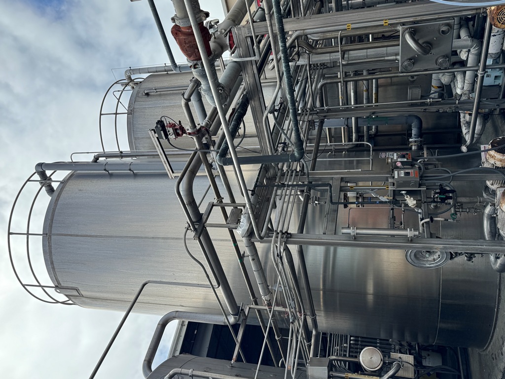 Used Tank, 15,000 Gallon, Feldmeier, Stainless Steel, Vertical Silo, #5991630