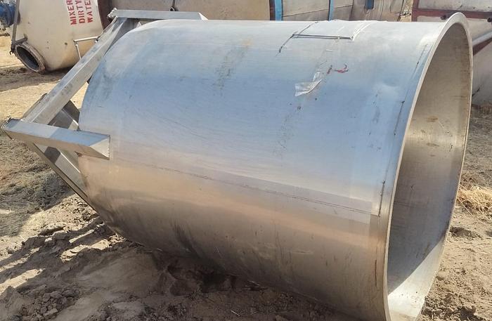 Used Tank, 600 Gallon, S/st, Agit, 6' X 10' #S745321