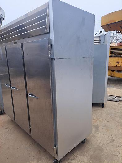 Used Refrig, Freezer, Traulsen, Three Section, Mdl G30010 #S745507
