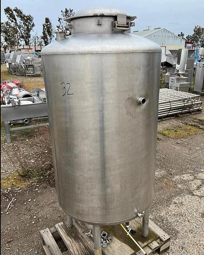 Used Tank, 250 Gallon, Stainless Steel, Dish Top and Dish Bottom #S744973