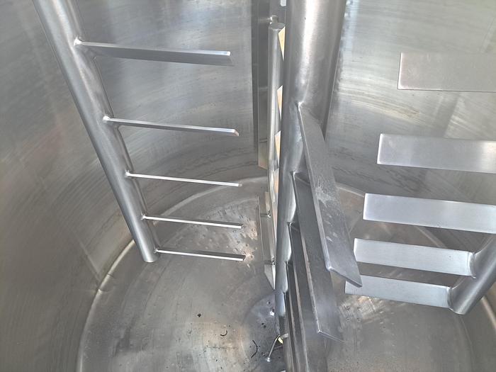 Used Tank, 1,000 Gallon, Jacketed, Scrape Agitated, APV Crepaco #S745294