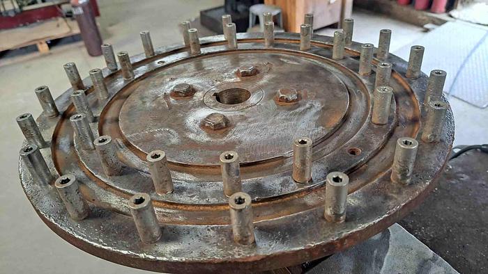 Used Mill, Pin, 16" Dia, C/st, Sturtevant, Mdl 3B, 10 HP, #S744507