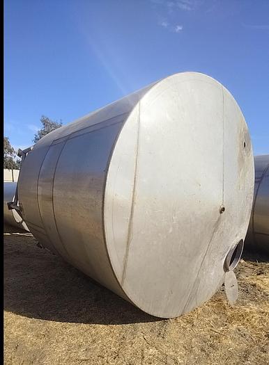 Used Tank, 5,000 Gallon, Stainless Steel, Agitated, 9’8" Diameter #S745310