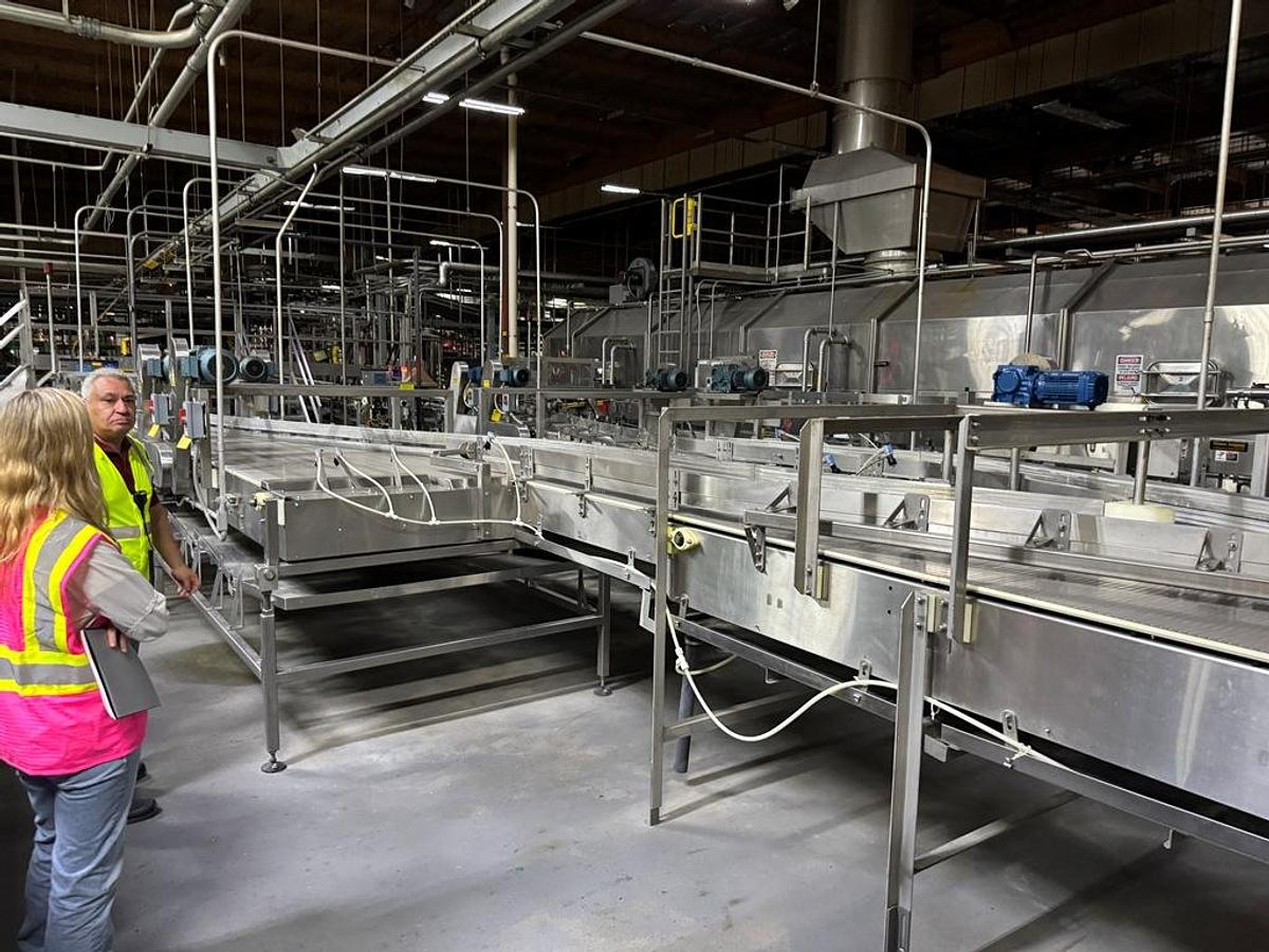 Used Bottling Line, 600–800 BPM, PET, US Bottlers Filler, Sidel Labeler, Kisters Shrink Wrapper, #5991608