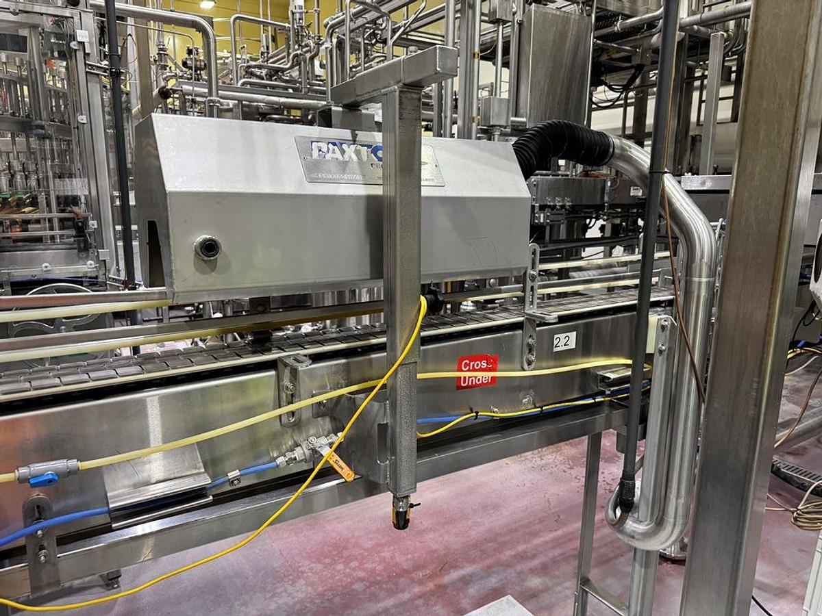 Used Bottling Line, 600–800 BPM, PET, US Bottlers Filler, Sidel Labeler, Kisters Shrink Wrapper, #5991608