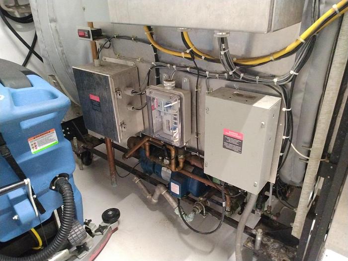 Used Steris Amsco Century SV16OH Sterilizer Autoclave