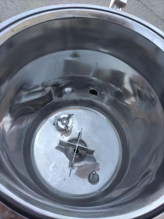 Used Tank, 13.2 Gallon (50 Liter), Pure-Flo Precision, Jacketed, Agitated, 316 Stainless, 15 PSI, #5991453