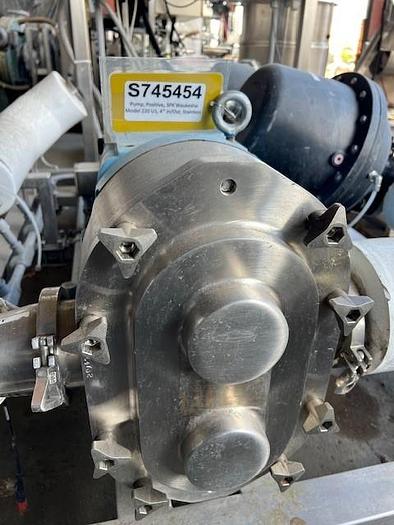 Used Pump, Positive, SPX Waukesha, Model 220 U1, 4" In/Out, Stainless, 7.5 HP #S745454