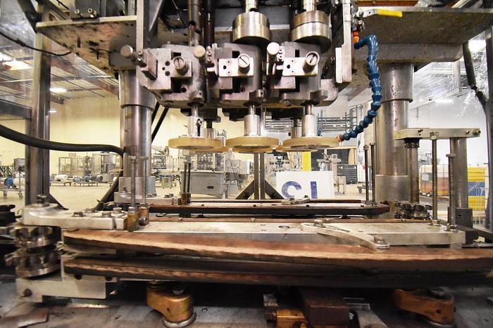 Used Capper, Automatic, 3-Spindle, Screw Capper, Cap Elevator and Hopper #5991096