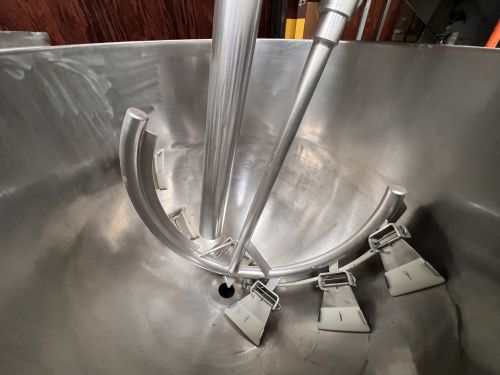 Used Kettle, Groen, 250 Gallon, Stainless Steel, Jacketed, Model D/INA/2/TA-250, Swept Surface Agitation, Hydraulic Tilt, #