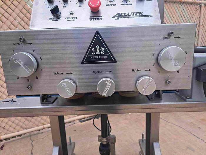 Used Capper, Accutek, Semi-automatic, Mdl 22.505.000, Table Top, Chuck Capper