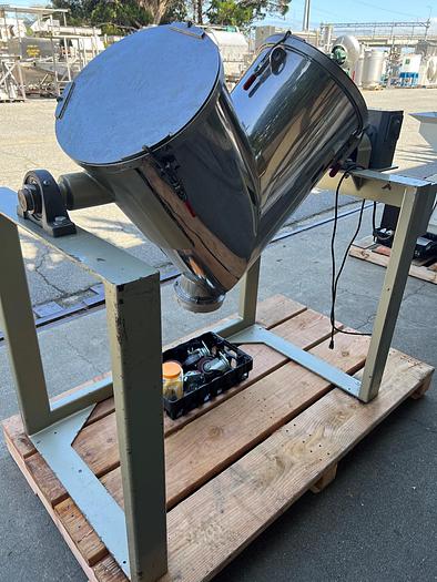 Used V-Type Twin Shell Mixer, CapPlus, Model CPT-3CF, 3 Cubic Feet, Stainless Steel #S745116