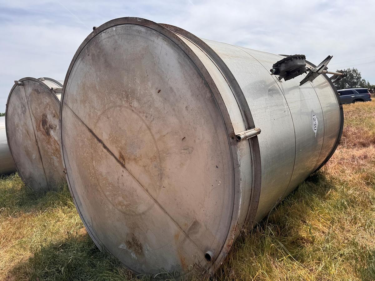 Used Tank, 4,250 Gallon, Stainless Steel, 8' Dia x 12' H, Valley Foundry, UL Rated, #5991328