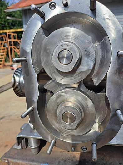 Used Pump, Positive, Waukesha, Model 060U1, 316 Stainless Steel, 5 HP #S745385