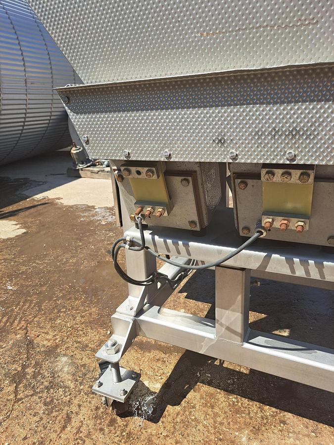 Used Feeder, Vibratory, Weigh, FMC, S/st, Scales, Unused (2) #S738083