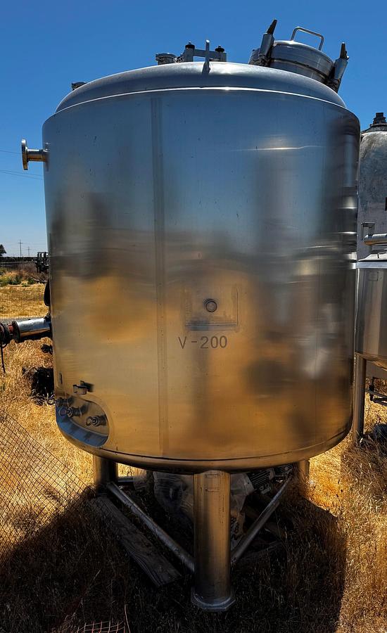 Used Tank, 660 Gallon, Stainless Steel, Jacketed, Agitated, Dish & Cone Bottom, with Mixer, #5991337