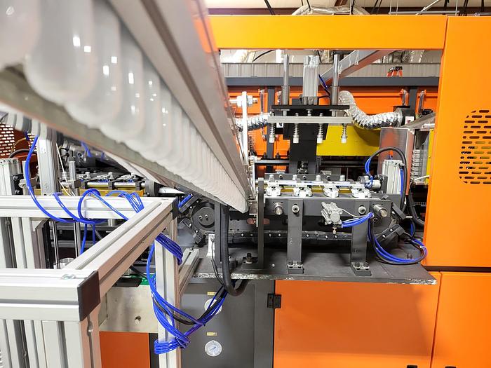 Used Blow Molder, 4-Cavity, 5,550 BPH, High Pressure Compressors - #