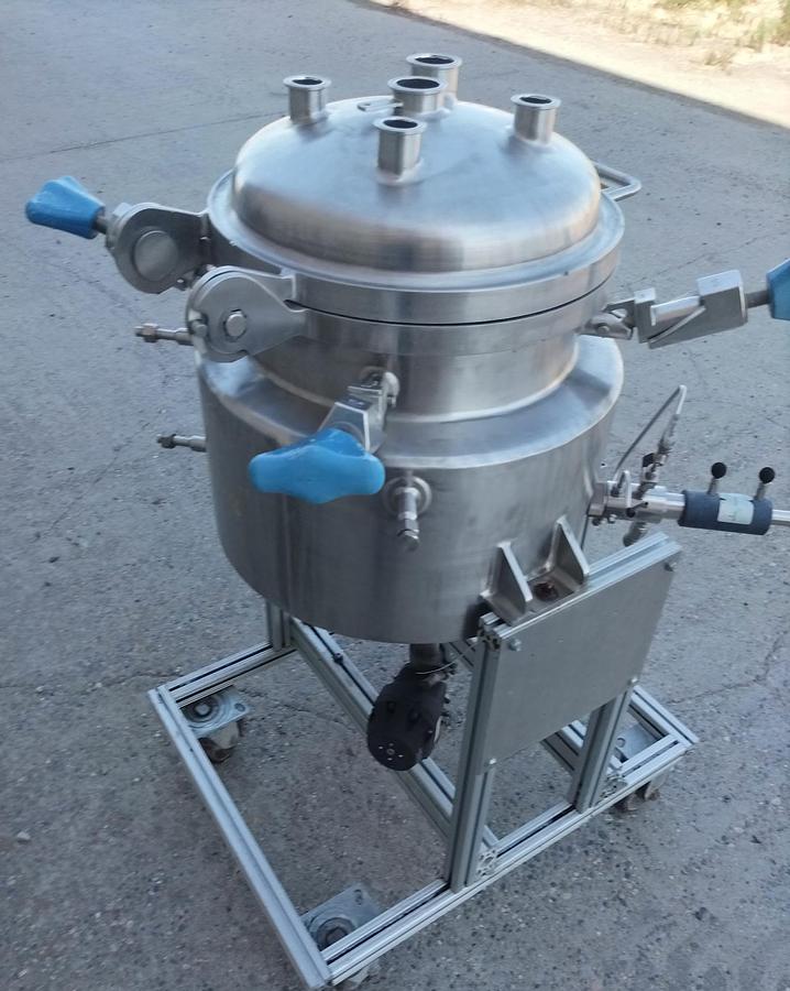 Used Tank, 13.2 Gallon (50 Liter), Pure-Flo Precision, Jacketed, Agitated, 316 Stainless, 15 PSI, #5991453