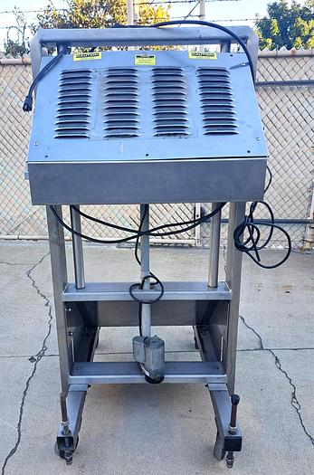 Used Capper, Inline Spindle, 6-Spindle, Retoquer, ELF, Model ACT600R #S745297