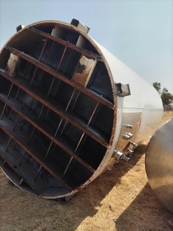 Used Tank, 10,000 Gallon, Stainless Steel, Walker, Insulated Silo, #5991521