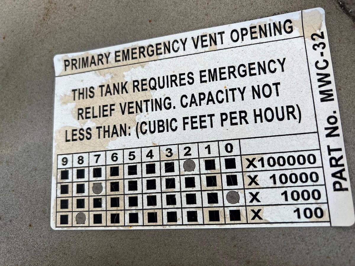 Used Tank, 4,000 Gallon, Stainless Steel, UL-142, Double Wall Containment #S745126