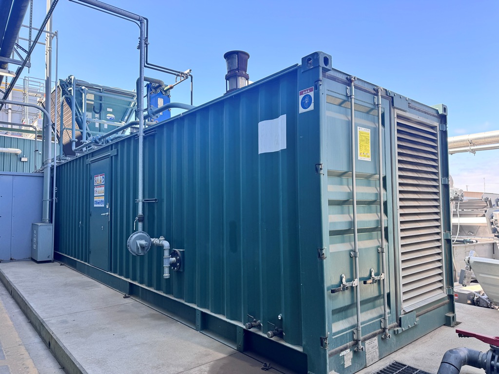 Used Cogeneration System, Natural Gas, 675 kW, GE Jenbacher JMC 312, Cooling & Heat Recovery System, Spare Engine, #
