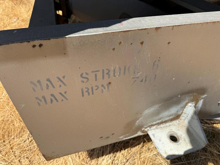 Used Feeder, Vibratory, 48" x 14', Stainless Steel, Key Iso-Flo #S745405