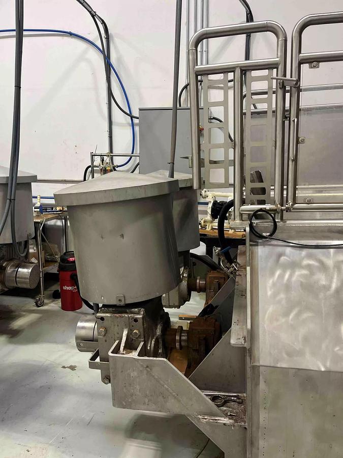 Used Mixer, Ribbon, 1100 Gallon, Dual Shaft, Stainless Steel, Jacketed, Food Mixer, 15 HP, 7500 lb, K6378, #5991750