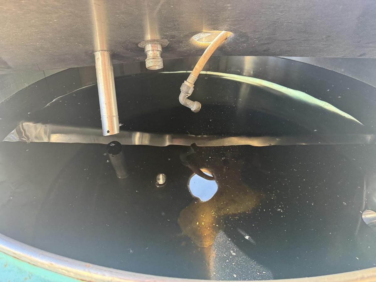 Used Tank, 250 Gallon, S/st, Jkt, Pasteurizer, Convex Bottom #C742055