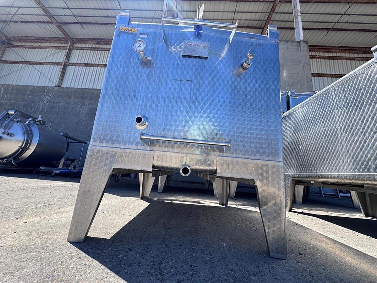 Used Tank, 264 Gallon, Tote, Stainless Steel, 41" x 47" x 32",  Wine storage, Qty. - 2, #5991809