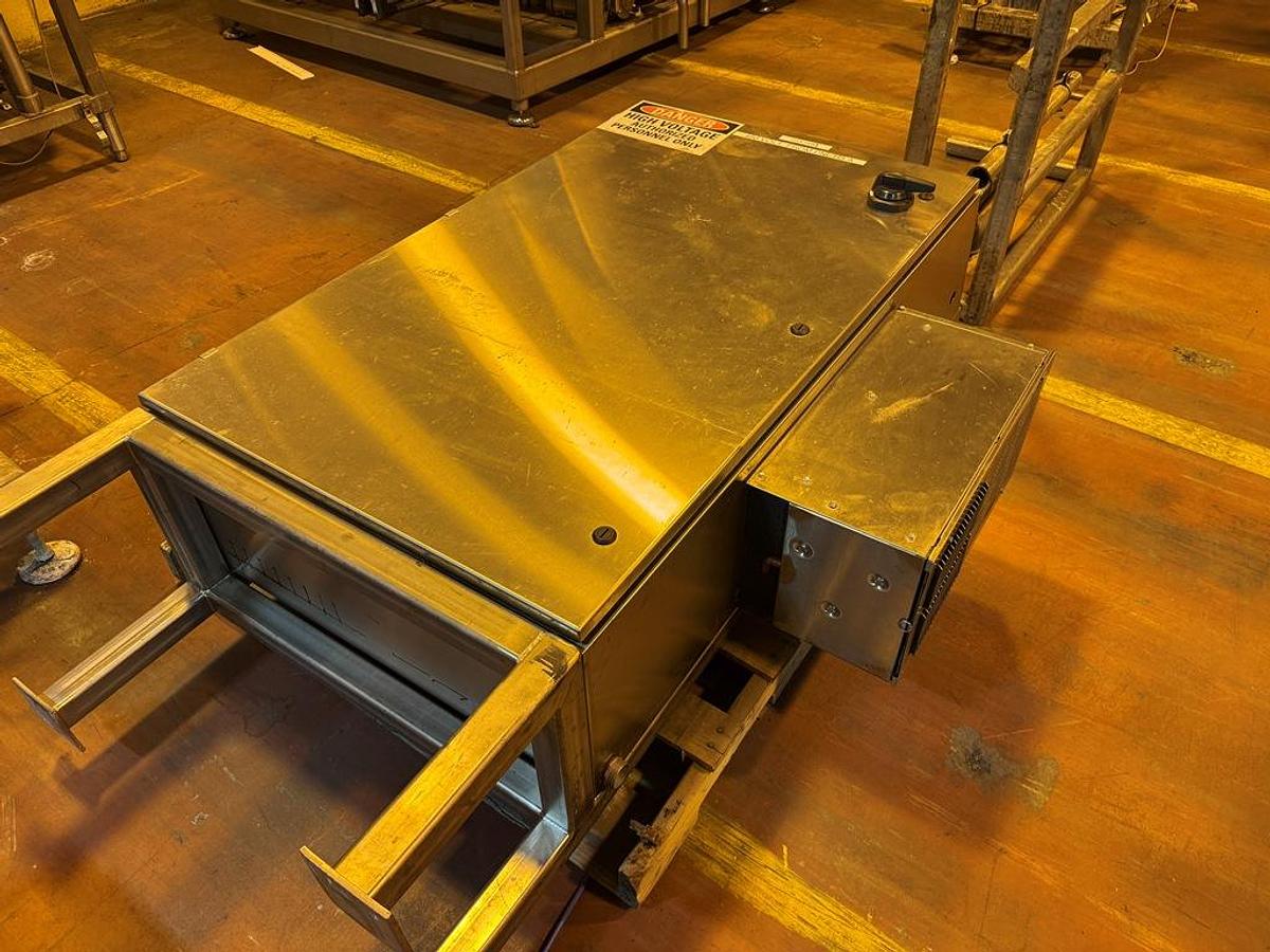 Used PET Bottling & Packaging Line, Krones Contiform 324 Pro, /Capper, Compressors, Process Skids, #5991620