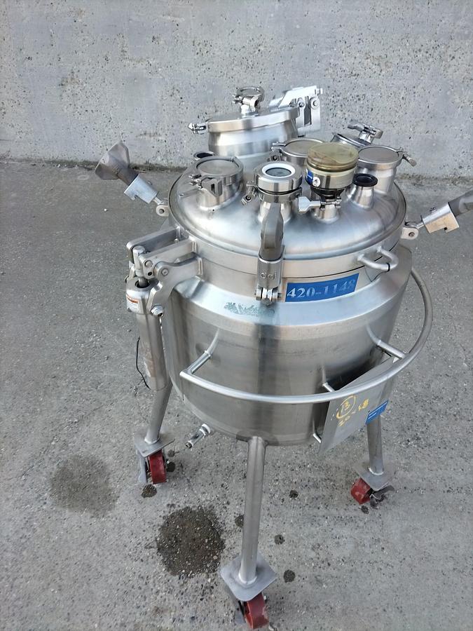 Used Tank, 26 Gallon (100 Liter), DCI, Stainless Steel, Fermenter, #5991467