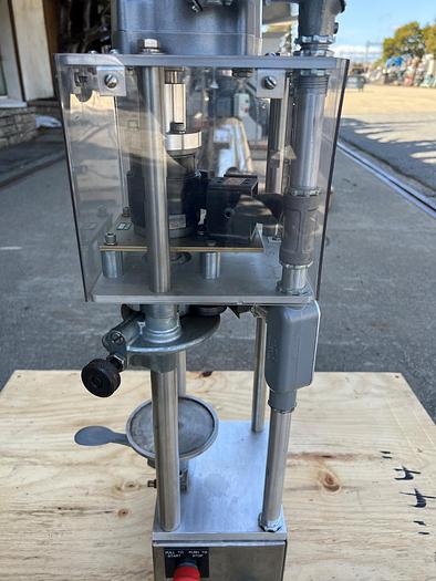 Used Can Seamer, Dixie model 25D Direct Drive Double Can Seamer #S745114