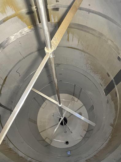 Used Tank, 5,000 gallon, Stainless, Agit, Hicks, 7'x16' #S745049