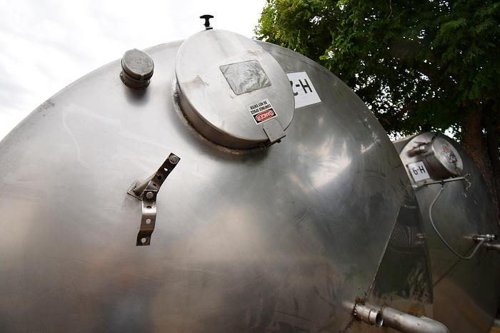 Used Tank, 6,500 Gallon, Stainless Steel, Dish Bottom, Legs, #5990997