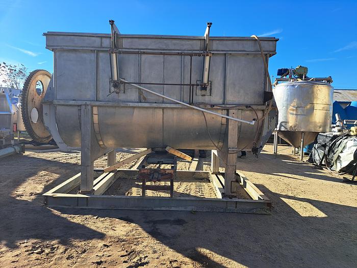 Used Mixer, Ribbon, 350 Cubic Feet, Stainless Steel, 100 HP #S745353