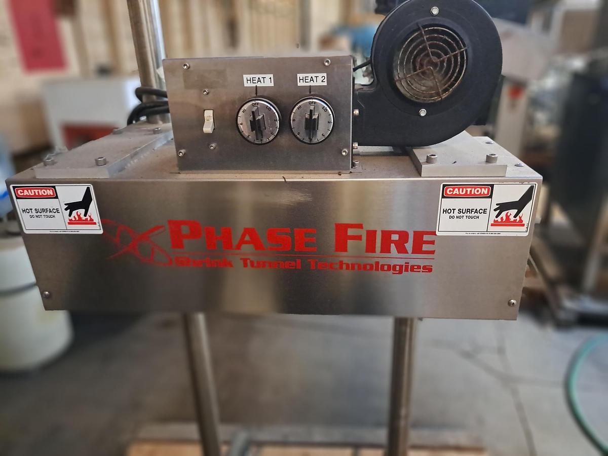 Used Labeler, Shrink Sleeve Tamper Bander, Accutek, Sleeve Labels, with Heat Tunnel #S745325