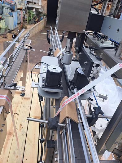 Used Capper, Inline, Chuck Screw Capper, Automatic, Cap Feeder #C745456